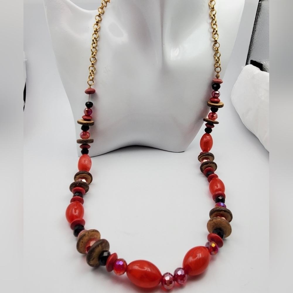 Lampwork red beaded wooden spacer necklace‎ ♥️ N2432